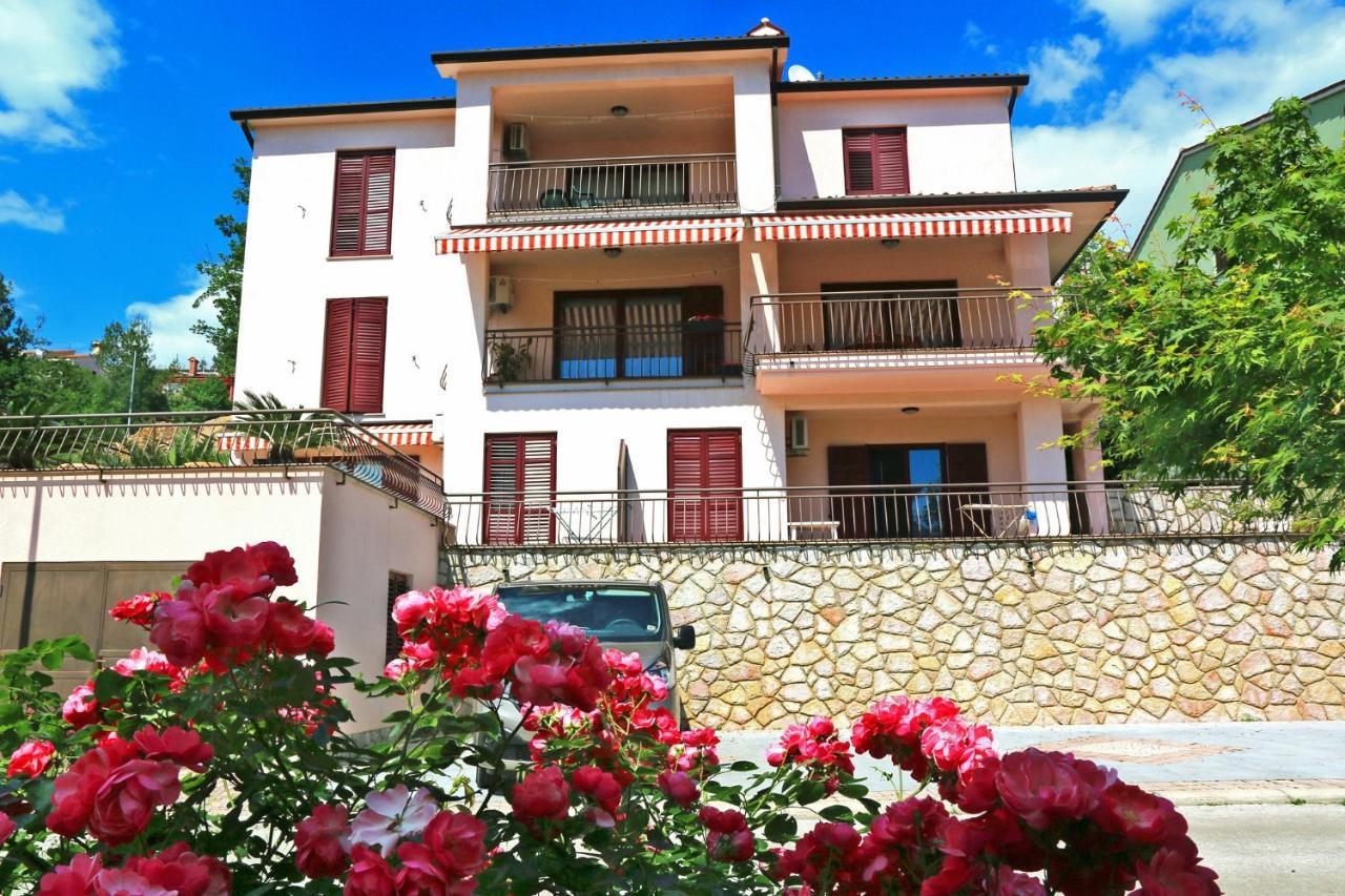 Apartments With A Parking Space Rabac, Labin - 7429 Esterno foto