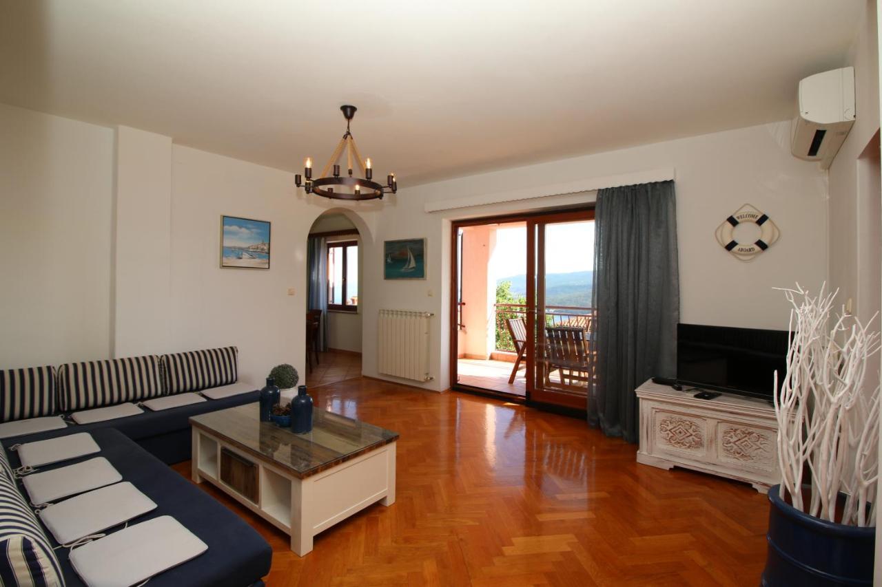 Apartments With A Parking Space Rabac, Labin - 7429 Esterno foto